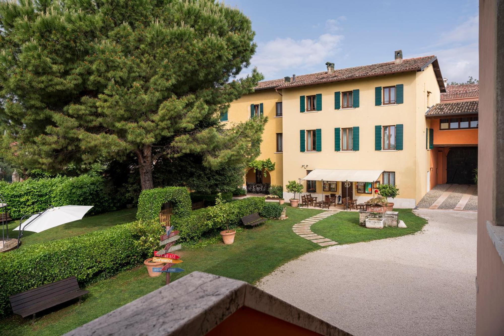 Agriturismo La Filanda Manerba del Garda Kültér fotó