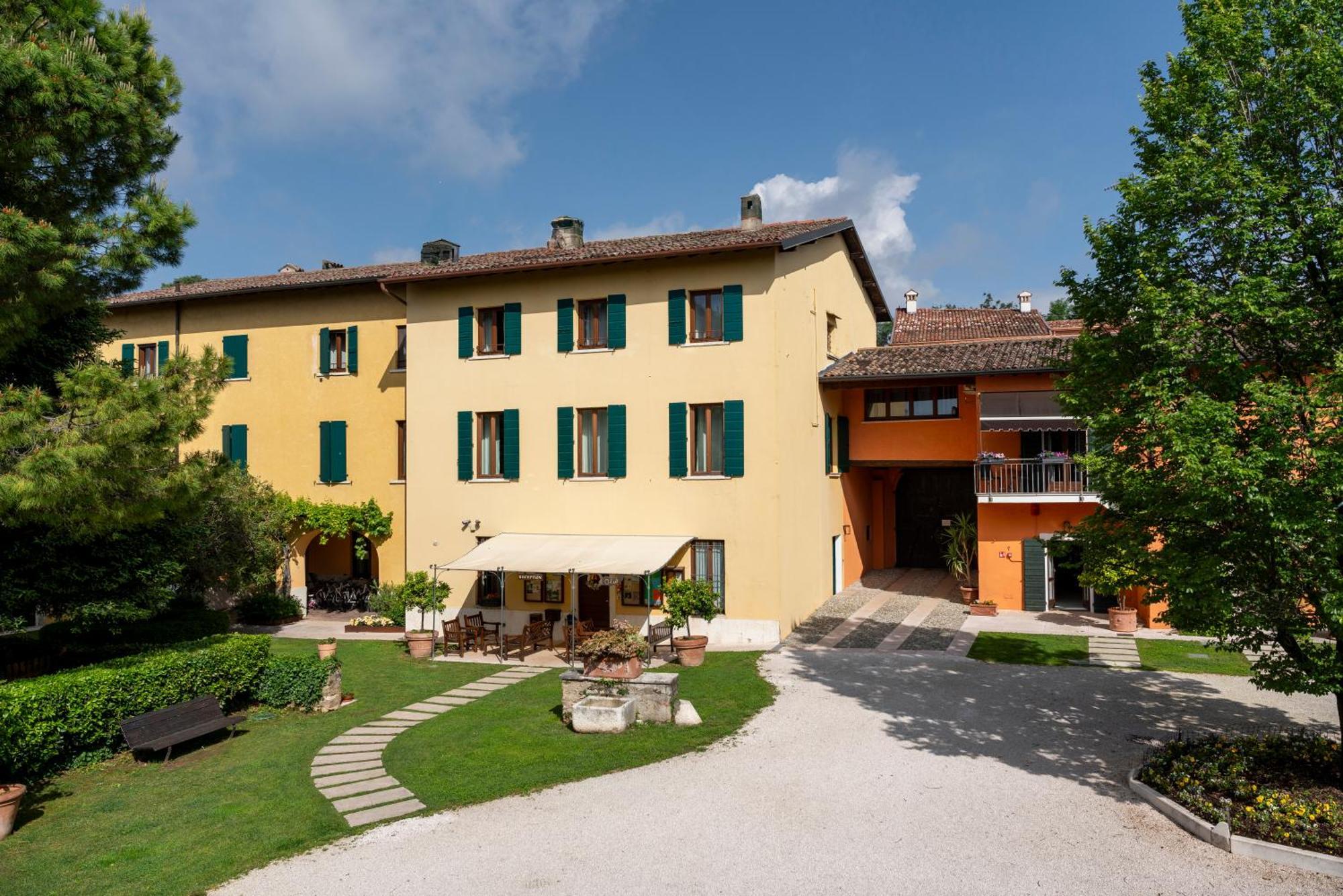 Agriturismo La Filanda Manerba del Garda Kültér fotó